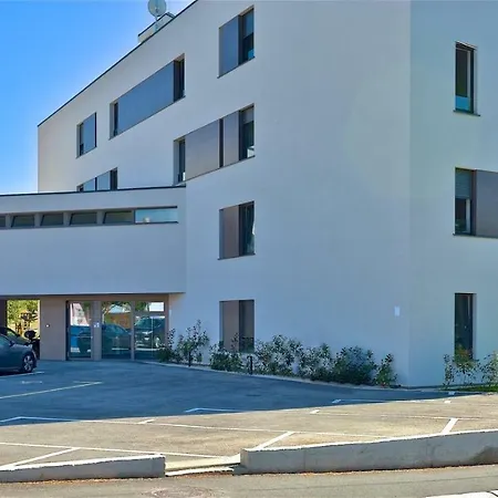 Spada 3 Bedrooms Near The Beach! Apartmán *