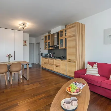 Spada 3 Bedrooms Near The Beach! Lägenhet Poreč